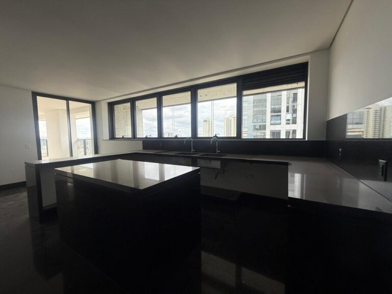 13c71635-a5d6-46fc-b708-713ad934119b