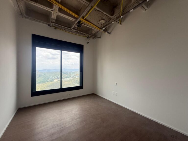 38c08b44-2a11-47f1-8e7d-aabb2d70d0c9