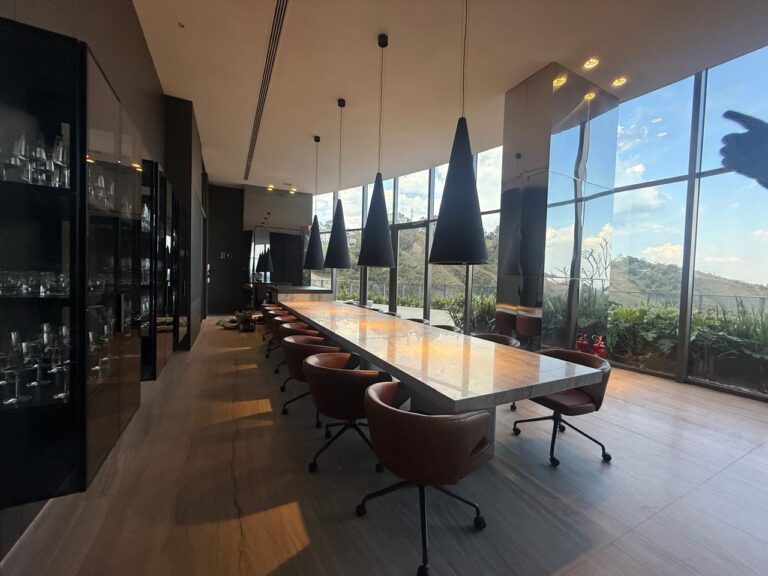 d951cb90-a5c9-49c5-95e1-e35d1c9b4a07