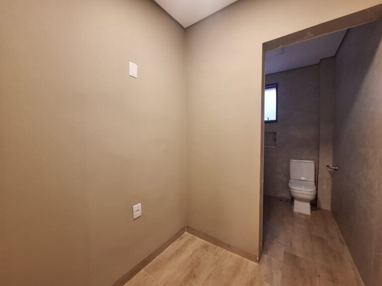 5d7bc4f1-effb-41d6-908a-c5c659afdf5c