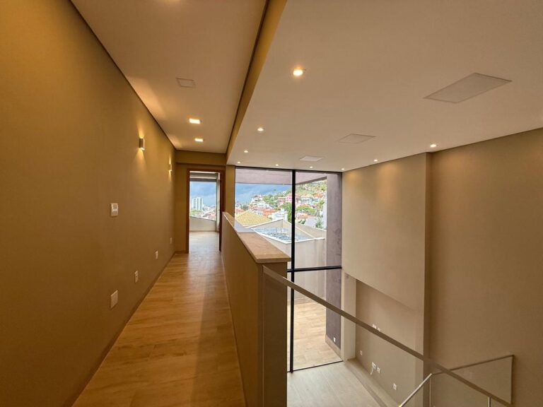 b23b59fc-73c0-4ac5-83ec-3910b1f88785