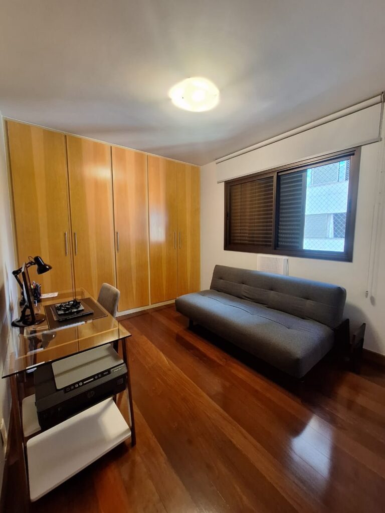 1f222412-a17c-4651-8075-ddd8804a0cb8