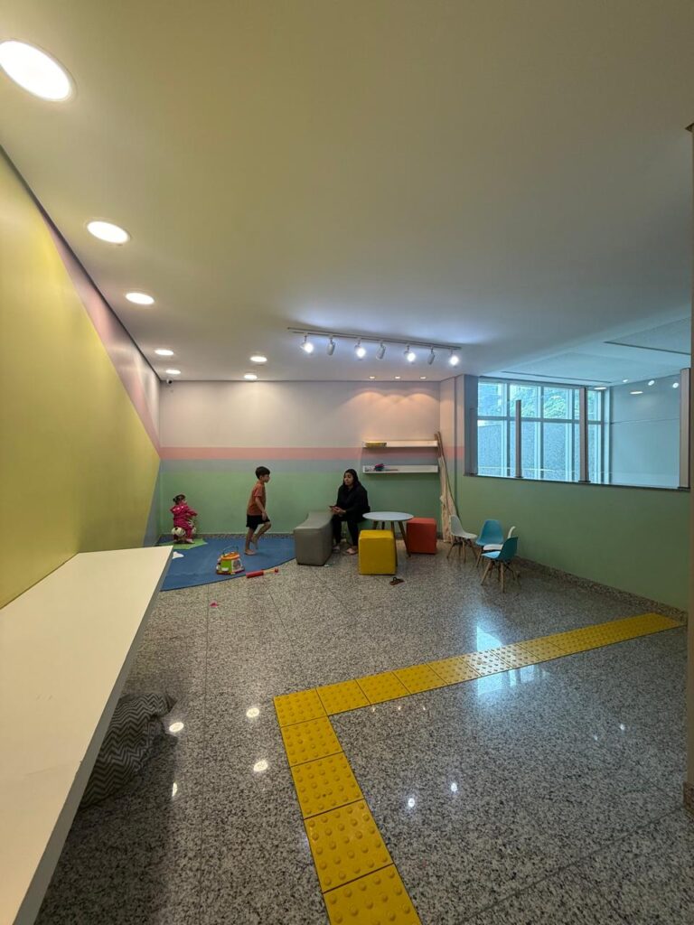 1f9732b2-e3fa-46af-8b5b-db125f5c874f